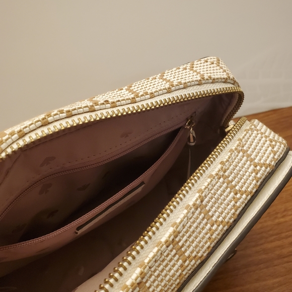 Kate Spade purse - Picture 4 of 4